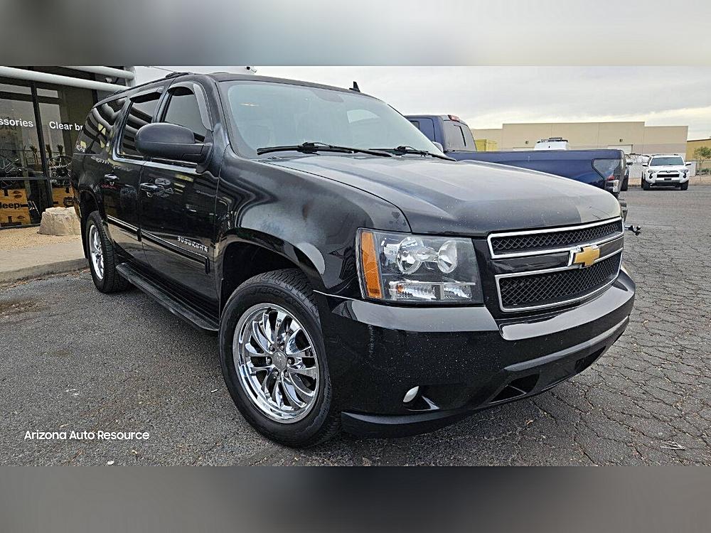 🚗 3 Ways to Drive Better: The Chevrolet Suburban, Fleetline, and Corvette Showdown!