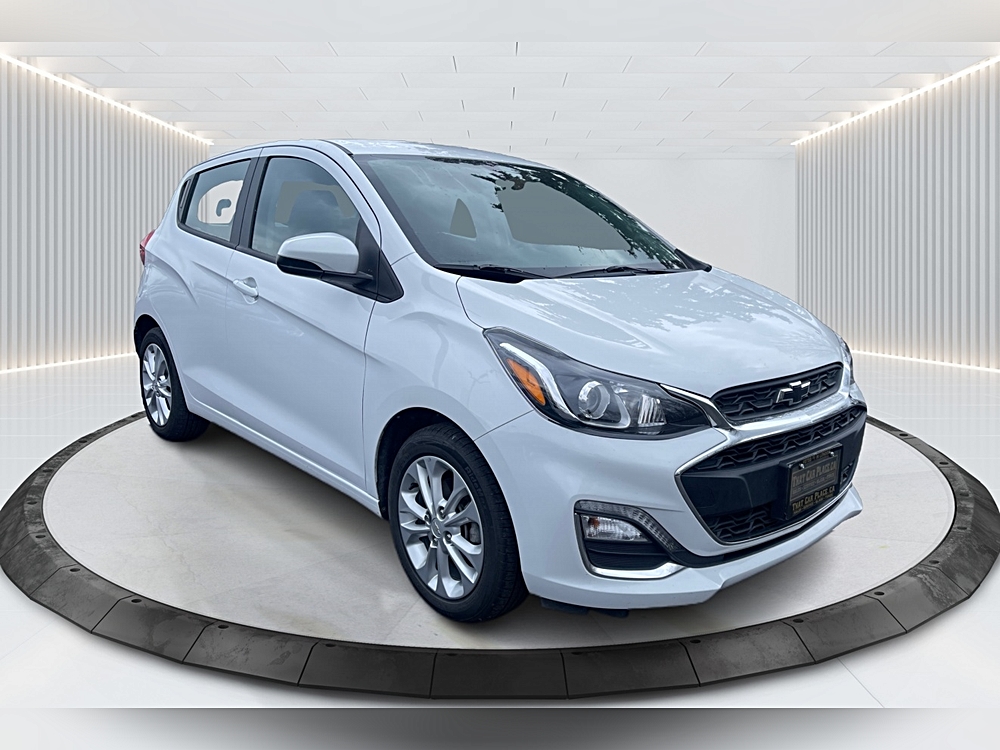 A Day With the 2022 Chevrolet Spark 1LT CVT BUY 100% ONLINE WITH FREE DELIVERY