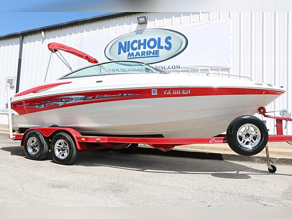 🌊 Why the 2007 Crownline 220LS Stands Out 🌟