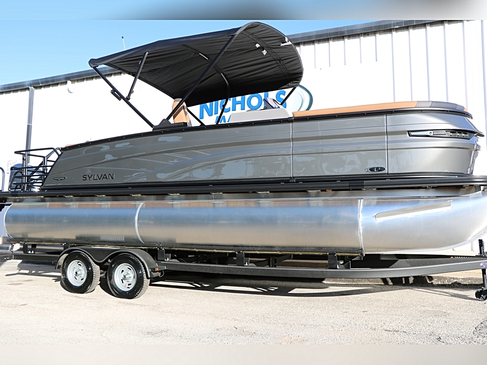 ⛵ 3 Ways to Make Waves: Sylvan Power Boat Showdown at Jerry Whittle Boats