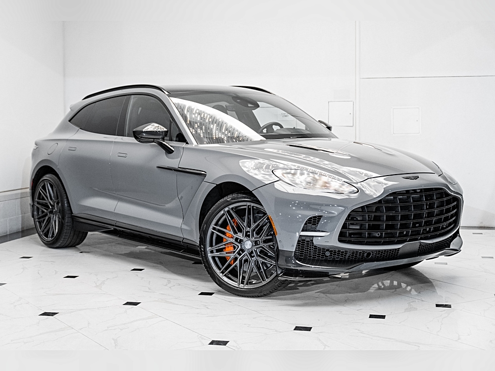 A Day with the 2023 Aston Martin DBX 707 AWD