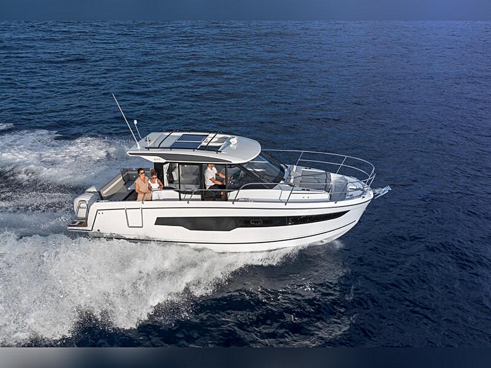 🚤 3 Ways to Make Waves: Jeanneau NC 895 Weekender S2, Leader 6.5 CC S3, and Leader 7.5 WA S3 Power Boat Showdown!
