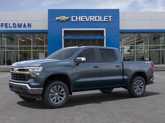 Luxury and Strength Combined: The 2024 Chevrolet Silverado 1500 4WD Crew Cab LT