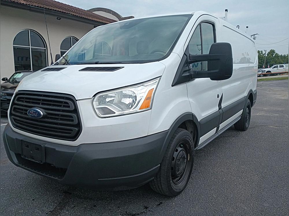 🚐 The 2017 Ford Transit Van T-150 130″ Low Rf 8600 GVWR Sliding RH Dr: Your Reliable Road Companion 🌟