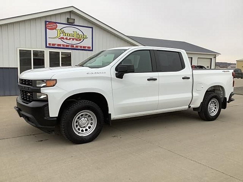 Discover the Exceptional 2021 CHEVROLET SILVERADO 1500 CREW CAB 4X4 5.3 V8-AUTO POWER DRIVER SEAT!!!