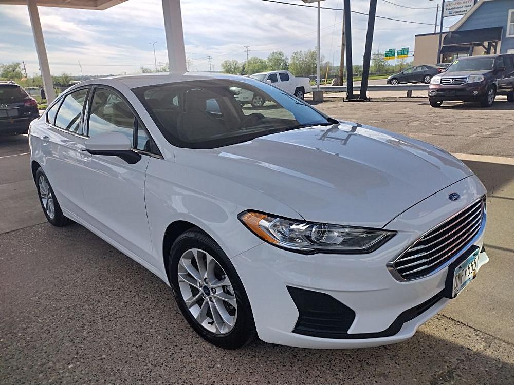 “Battle of the Sedans: 2020 Ford Fusion SE vs. 2017 Honda Civic EX vs. 2017 Mercedes-Benz C-Class C300”