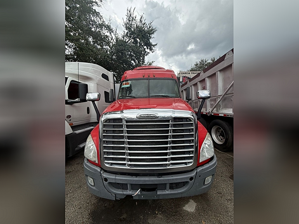 🚚 The TR : Tractor Commercial Truck Showdown: 3 Top Workhorses at Garcia Truck And Bus Sales of Florida, ORLANDO