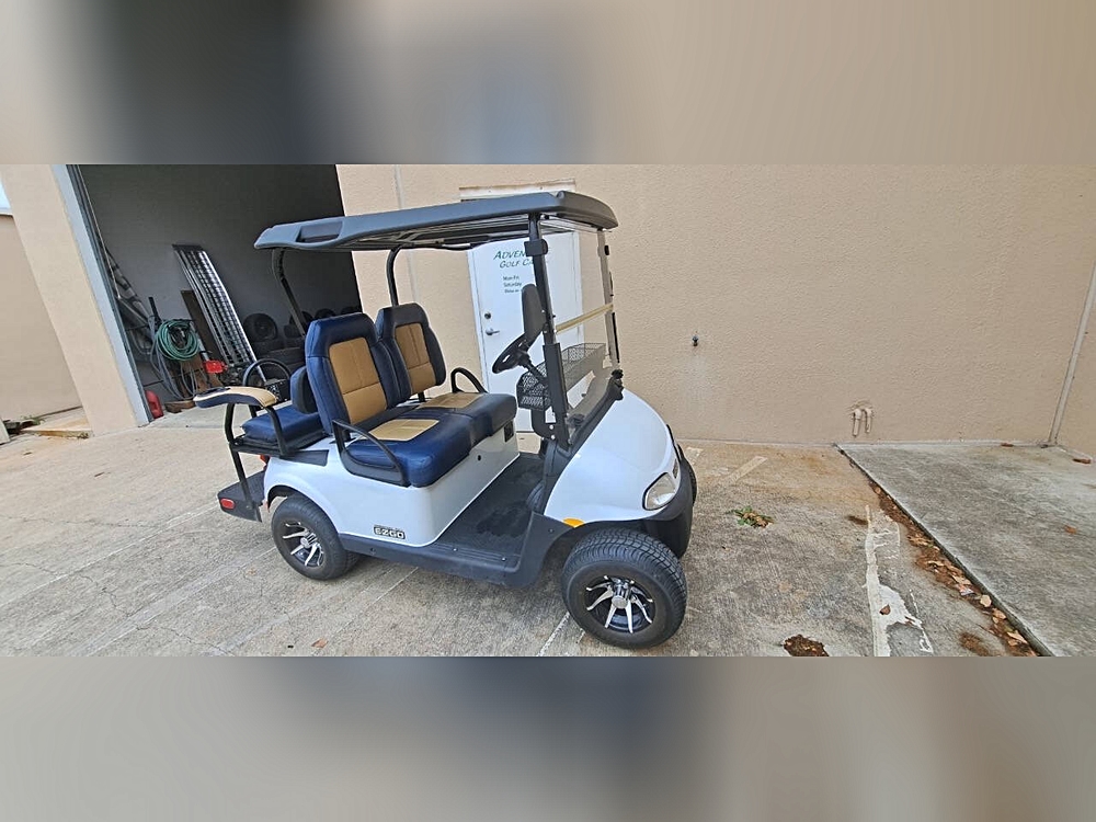 🏁 Discover the 2018 E-Z-GO RXV 2+2: Your Perfect Adventure Companion 🌟