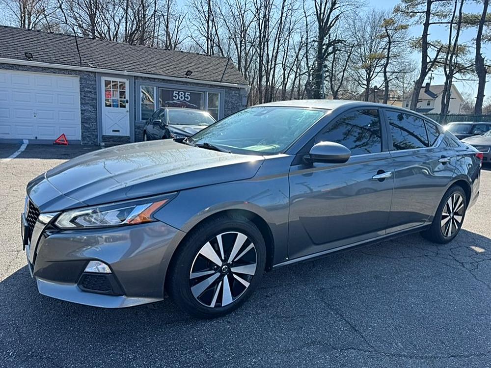 🧩 Which Nissan Are You? Find Out at Jerry Morese Auto Sales LLC in Springfield, New Jersey