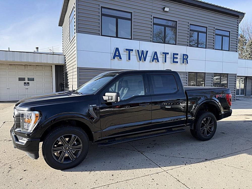 Why the 2022 Ford F-150 XLT 4×4 4dr SuperCrew 5.5 ft. SB Stands Out 🌟