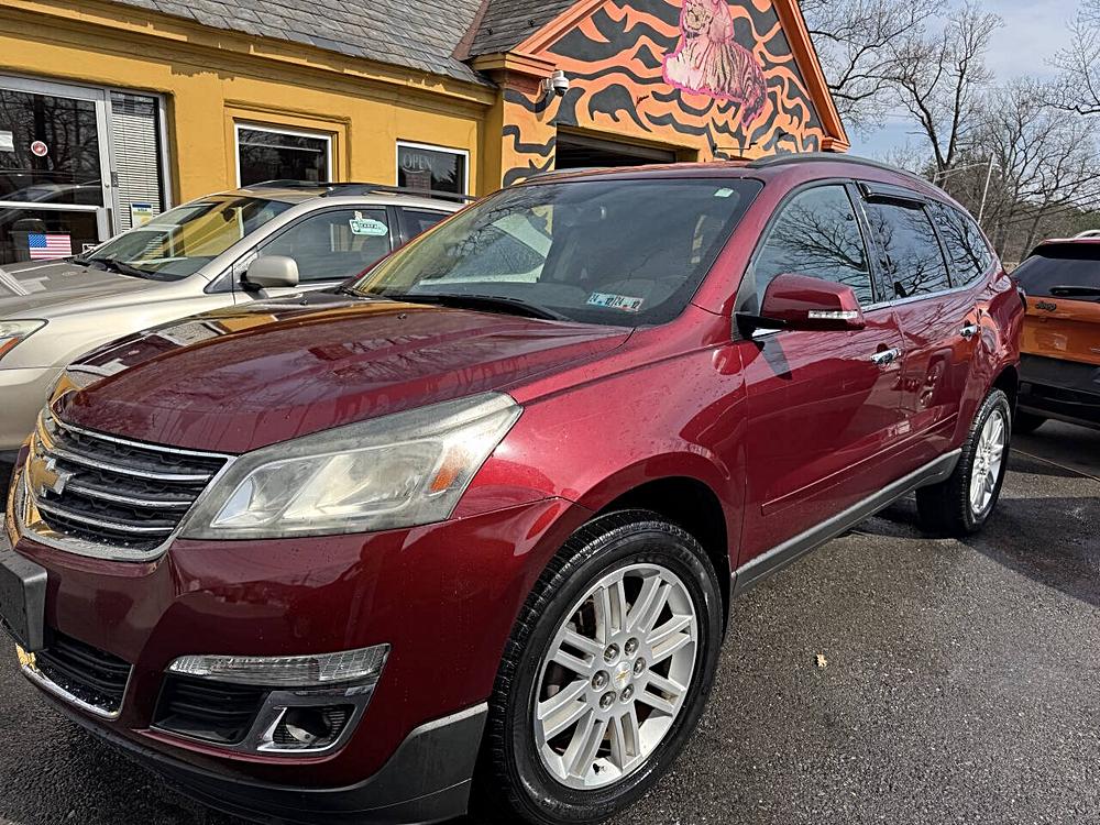 🚙 Why the 2015 Chevrolet Traverse LT AWD 4dr SUV w/1LT Stands Out 🌟