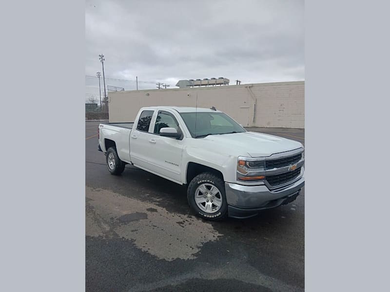 Power and Reliability: 2019 Chevrolet Silverado 1500 LD LT 4×4 4dr Double Cab 6.5 Ft. SB