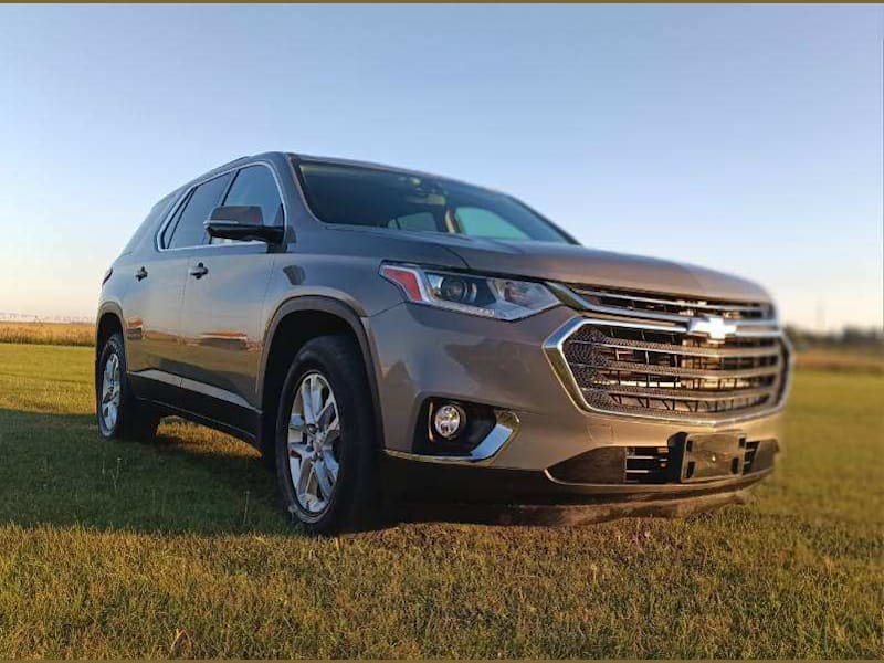 Take on New Roads with the 2018 Chevrolet Traverse LT 4×4