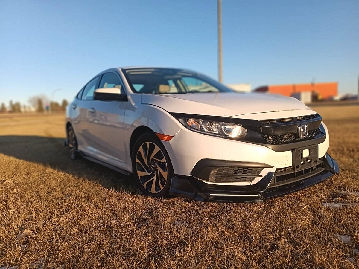 Civic Sophistication: Exploring the 2017 Honda Civic EX Sedan