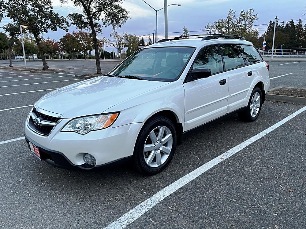 2008 Subaru Outback 4dr H4 Auto 2.5i: Your Wagon for the Journey! 🚗