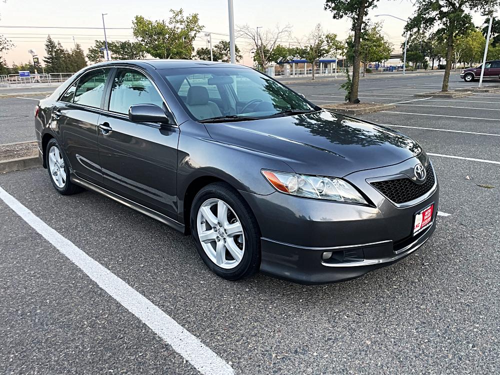 Top 10 Reasons You’ll Love the 2007 Toyota Camry 4dr Sdn I4 Manual CE (Natl)