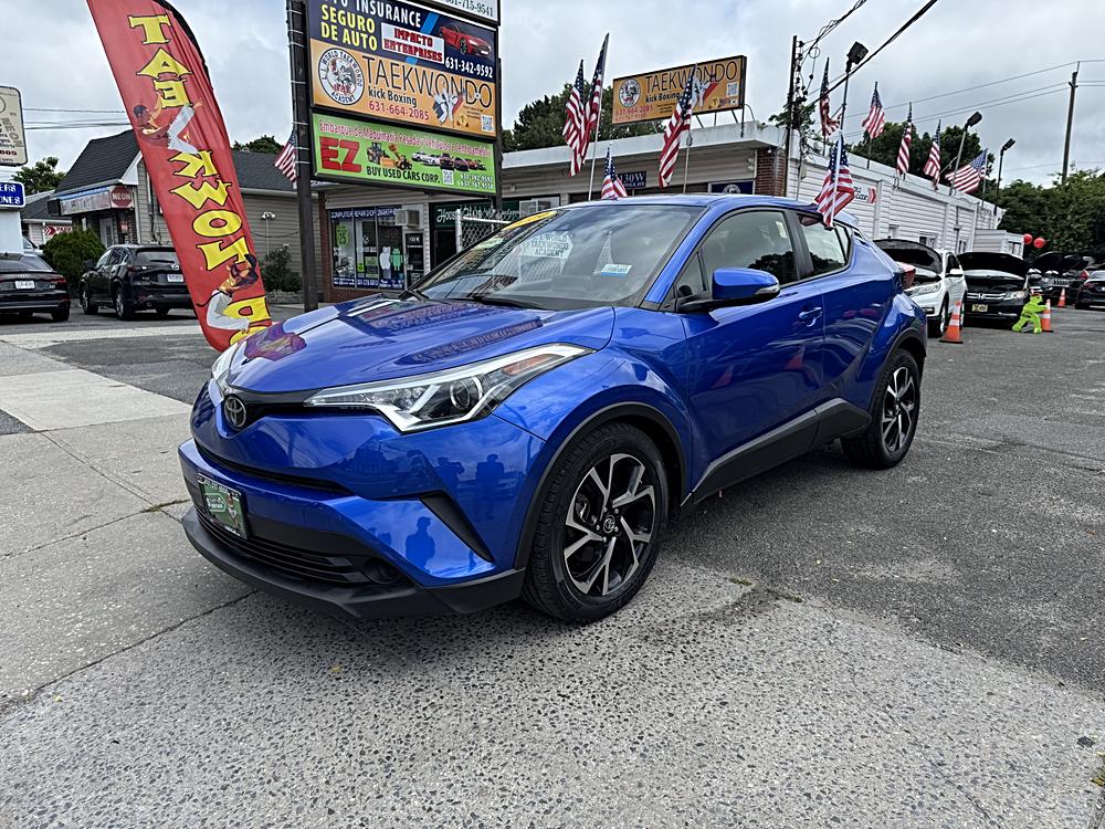 🚘 Take the Wheel of Possibility: 2019 Toyota C-HR XLE FWD (Natl) 🚘