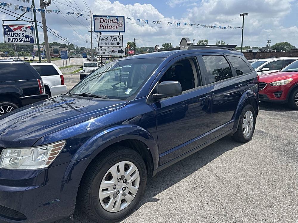 🚘 Take the Wheel of Possibility: 2017 Dodge Journey SE 4dr SUV