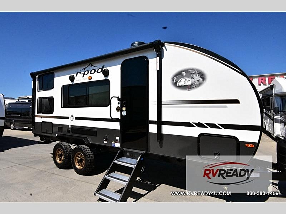 The Trailer RV & Camper Showdown: 3 Top Picks at RV Ready, Lake Elsinore