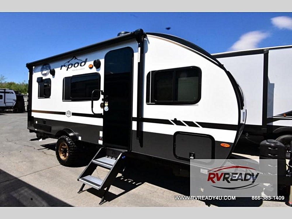 The Trailer RV & Camper Showdown: 3 Top Picks at RV Ready, Lake Elsinore