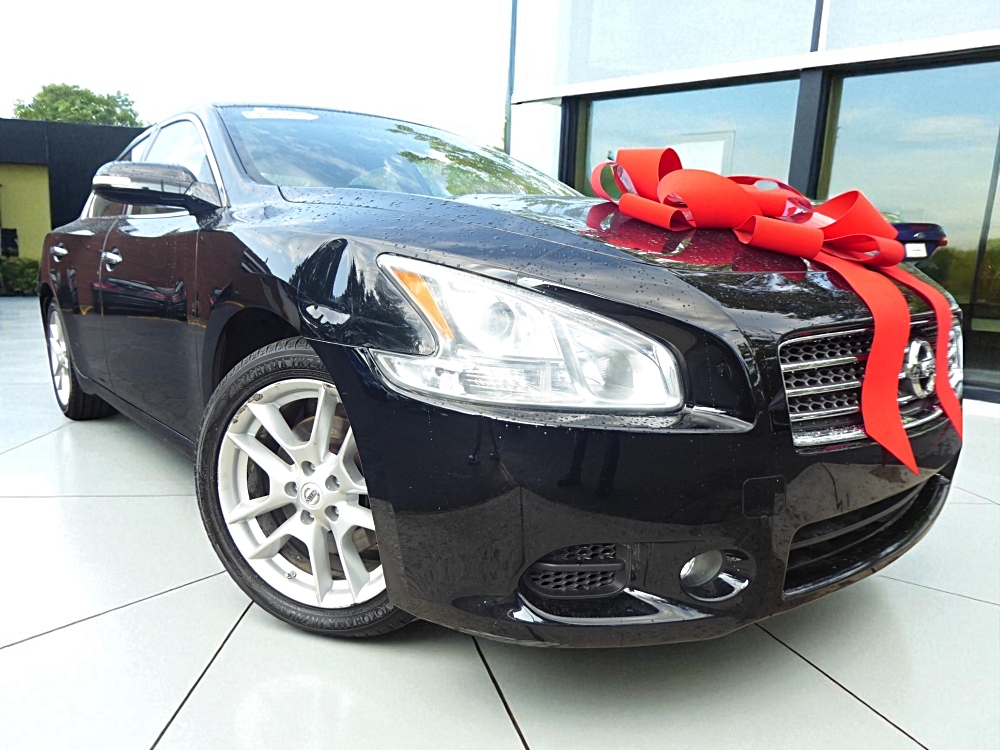 Why the 2011 Nissan Maxima 4dr Sdn V6 CVT 3.5 SV Stands Out 🌟