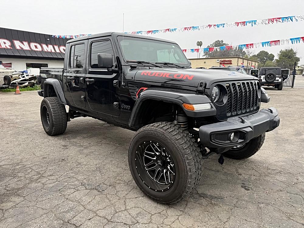 Discover the Versatile 2021 JEEP GLADIATOR SPORT: A Truck Like No Other