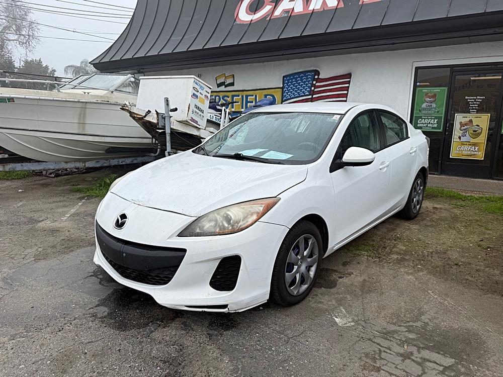 🚙 Why the 2012 MAZDA 3 I Stands Out 🌟