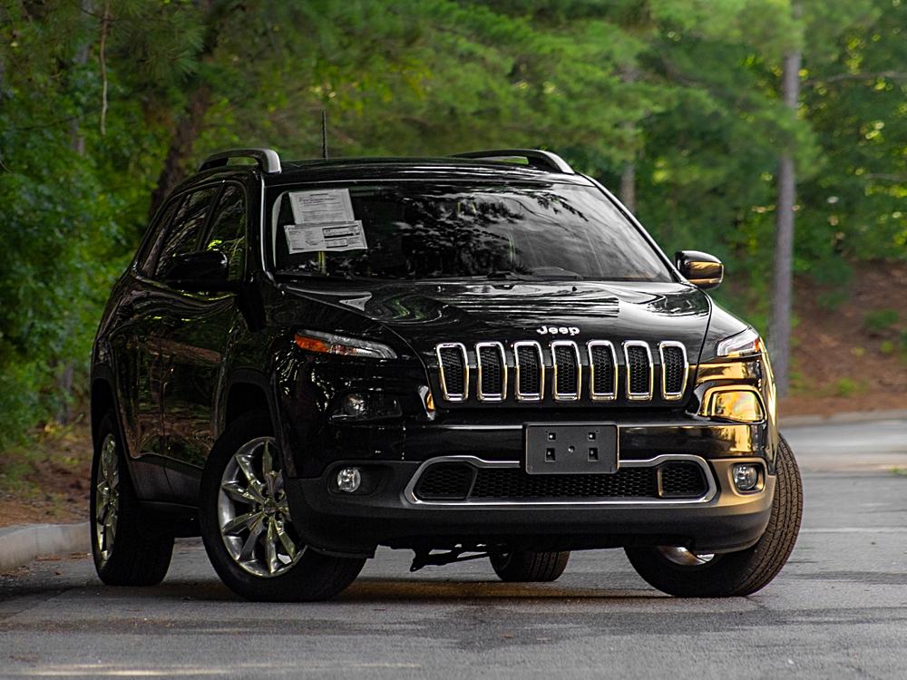 🚗 3 Ways to Drive Better: The Jeep Cherokee, Grand Cherokee, and Grand Cherokee Showdown!