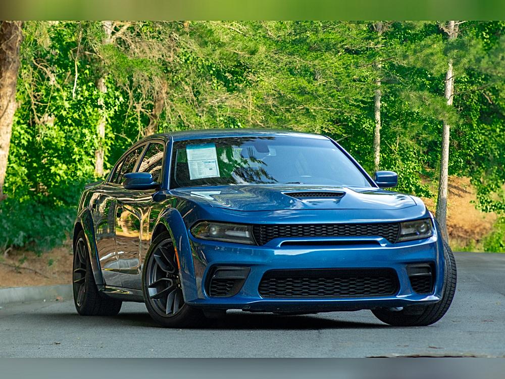 2021 Dodge Charger Scat Pack Widebody RWD: A Bold Statement on Wheels