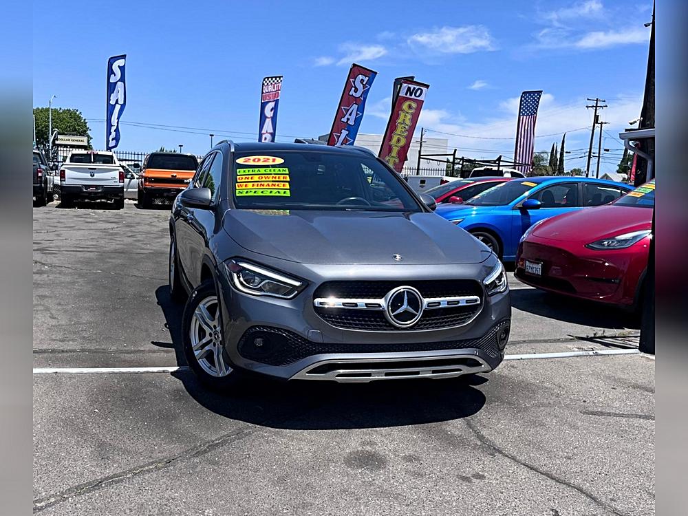 A Day With the 2021 Mercedes-Benz GLA 250 GLA 250 4MATIC SUV