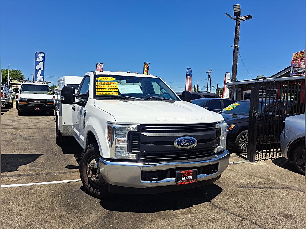 Top 10 Reasons You’ll Love the 2019 Ford F-350 XL 2WD Reg Cab 8′ Box