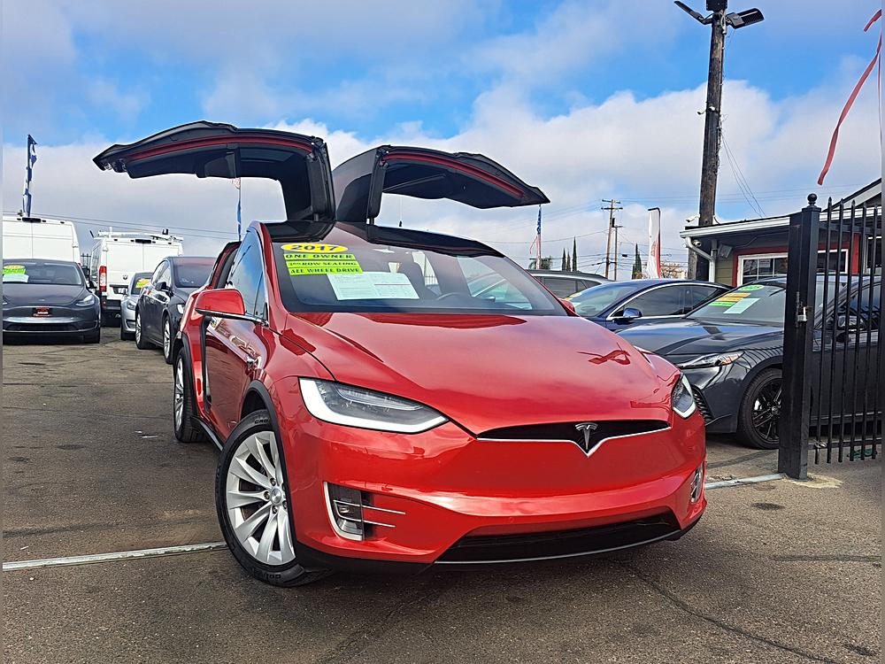 🚗 3 Ways to Drive Better: The Tesla Model X, Model S, and Model S Showdown!