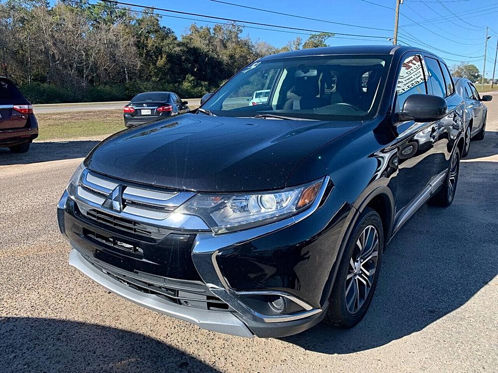 Outlandishly Capable: The 2016 Mitsubishi Outlander SE AWD