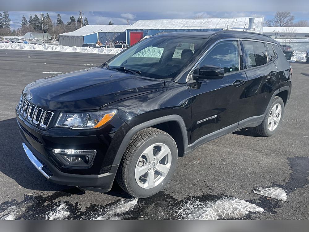 Navigating in Style: The 2018 Jeep Compass Latitude 4×4