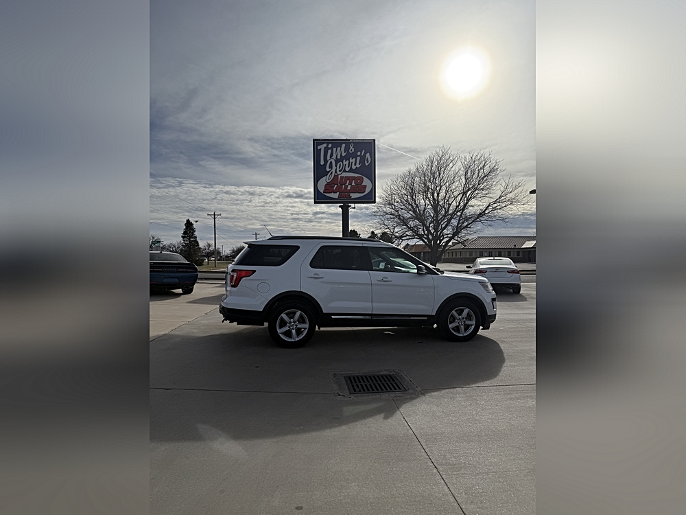 🚙 Why the 2019 Ford Explorer XLT FWD Stands Out 🌟