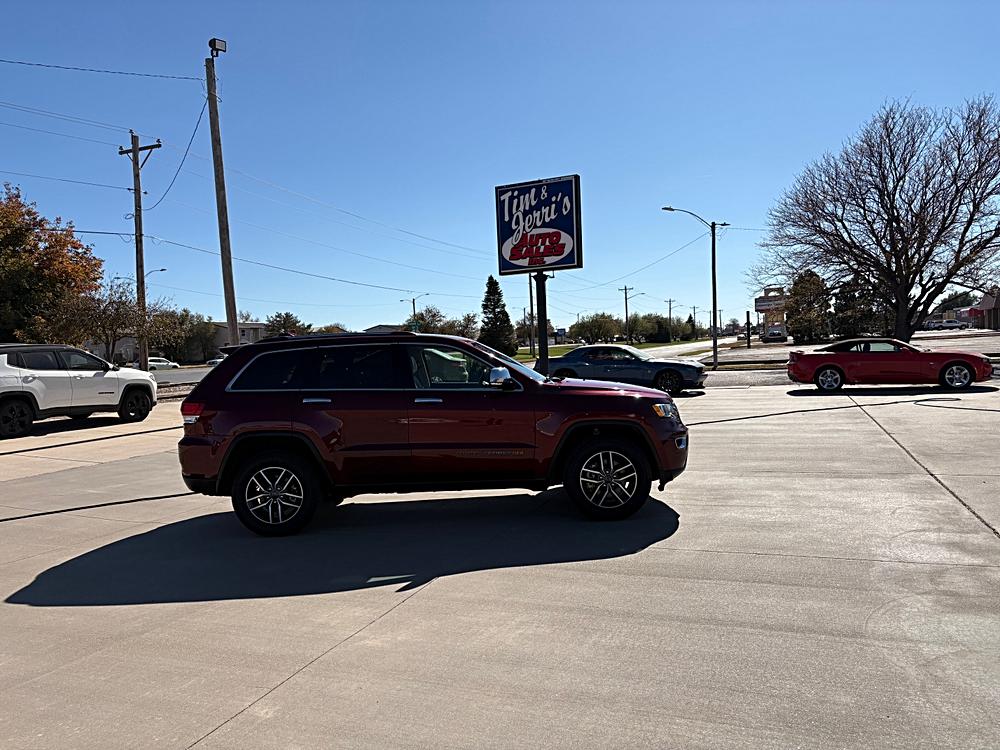 🚗 Expert Panel Showdown: Which SUV Is Right for You?