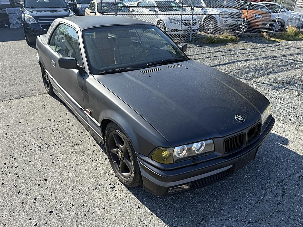 “Distinctive Finds: Comparing the Unique Charm of Budget-Friendly Vehicles Under $3,000”