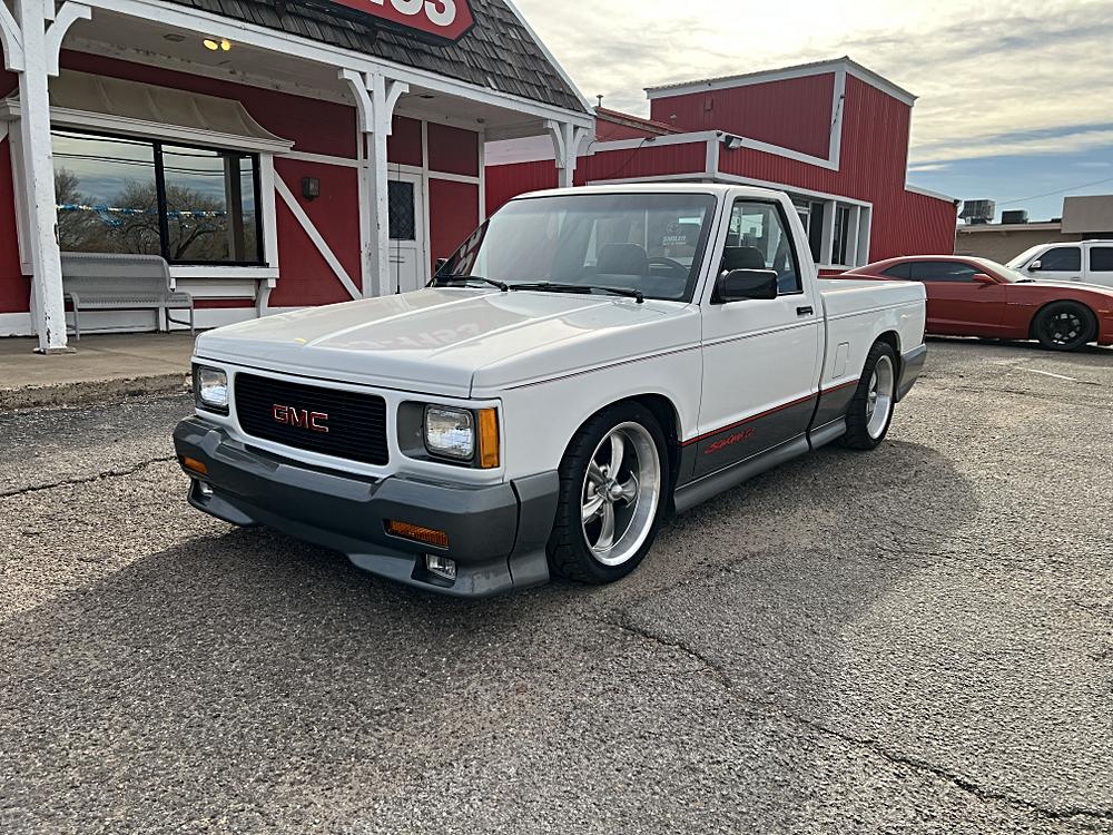 🚗 3 Ways to Drive Better: The GMC Sonoma, Sierra 1500, and Yukon Showdown!