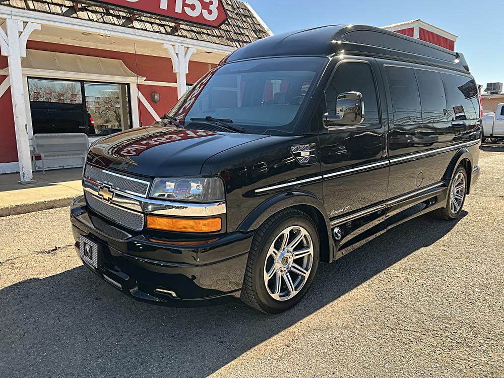 Why the 2017 Chevrolet Express 2500 RWD 2500 135″ Stands Out