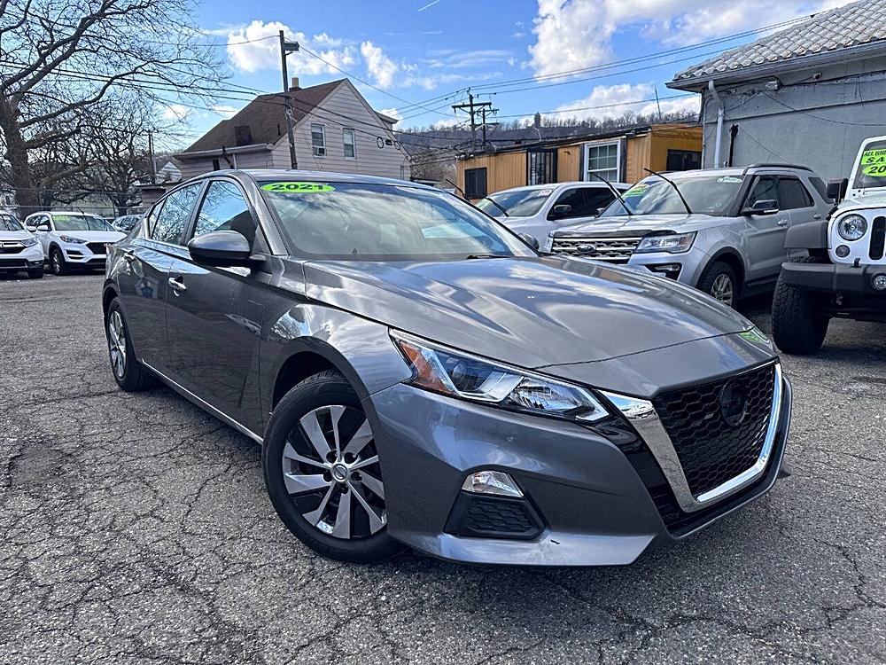 🚗 Quick Compare: 3 Great Sedans at Auto Universe Inc, Paterson