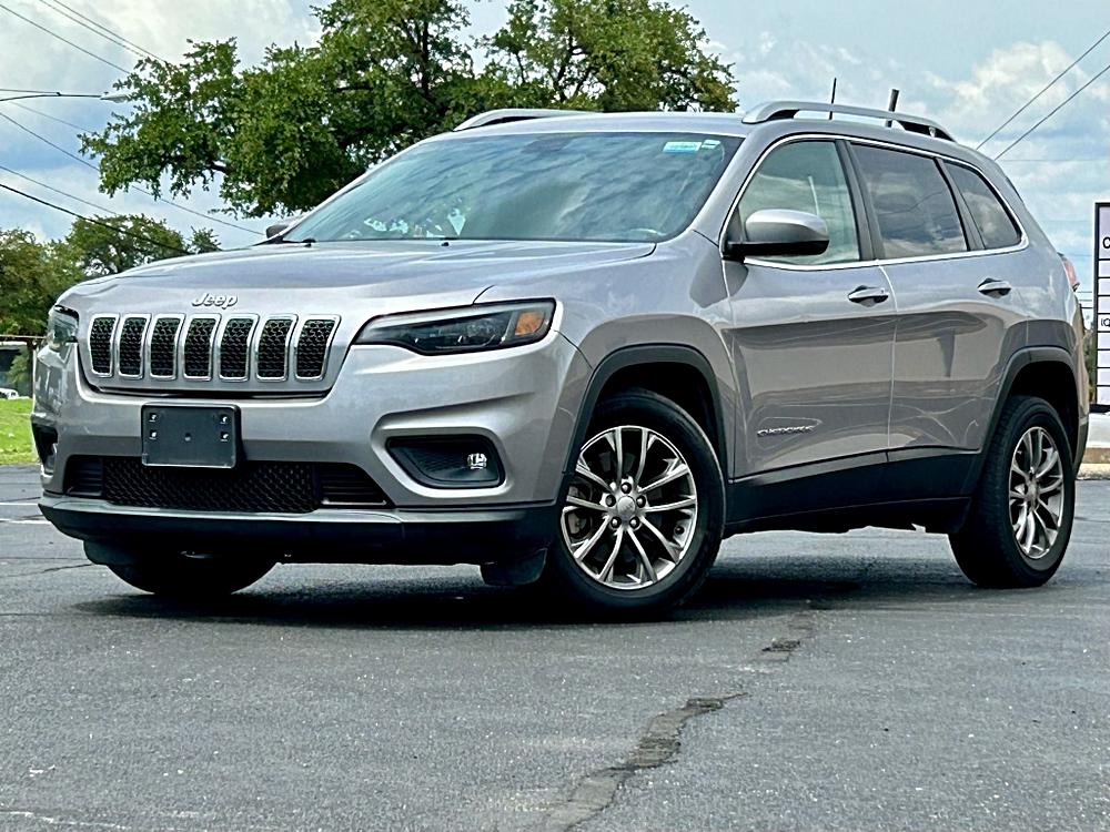 Jeep Showdown: Comparing the Cherokee, Wrangler, and Grand Cherokee at DART AUTO GROUP