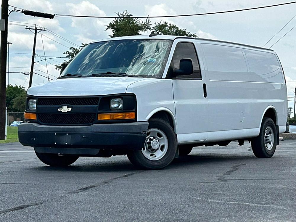 “Van vs SUV Showdown: Navigating Your Next Vehicle Choice at DART AUTO GROUP”