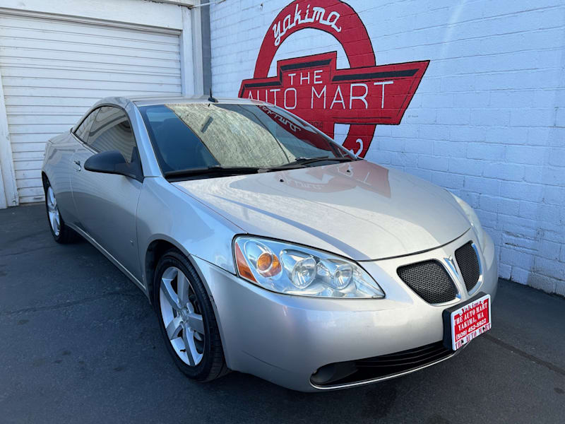 A Convertible Classic: The 2008 Pontiac G6 GT Awaits