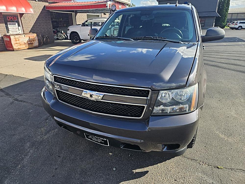 A Day With the 2010 CHEVROLET TAHOE 1500 LS