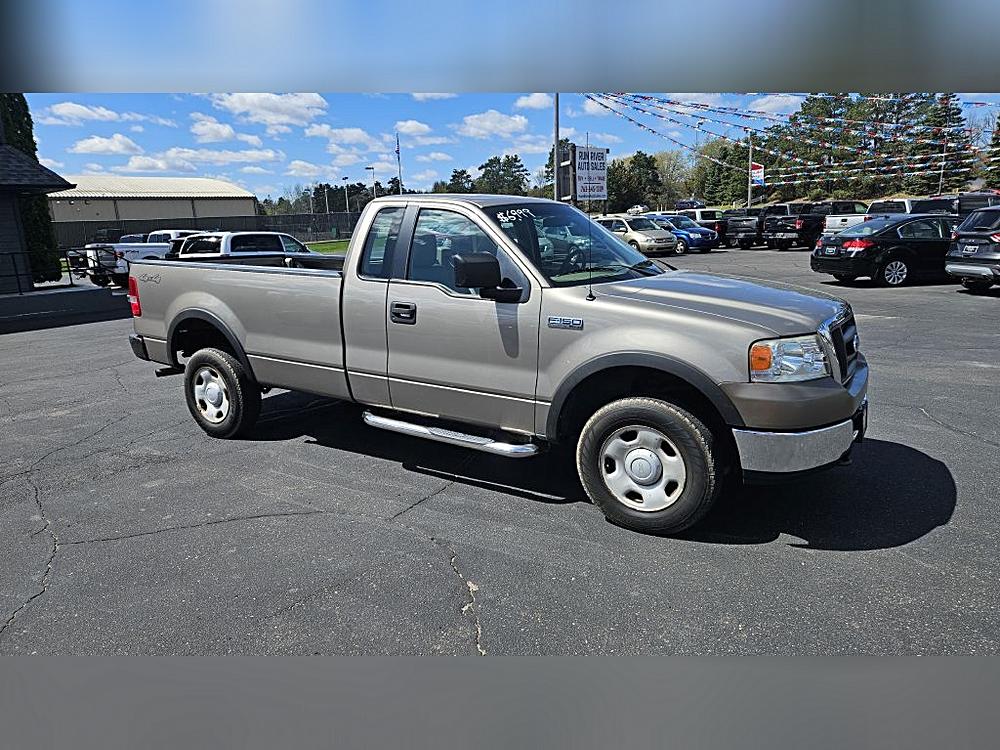 A Day With the 2005 FORD F150 🚙