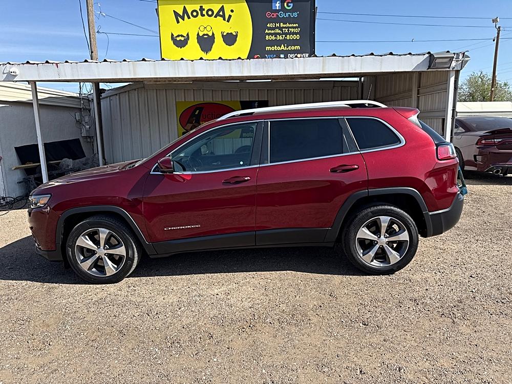 Discover the 2020 JEEP CHEROKEE LIMITED: A Standout SUV