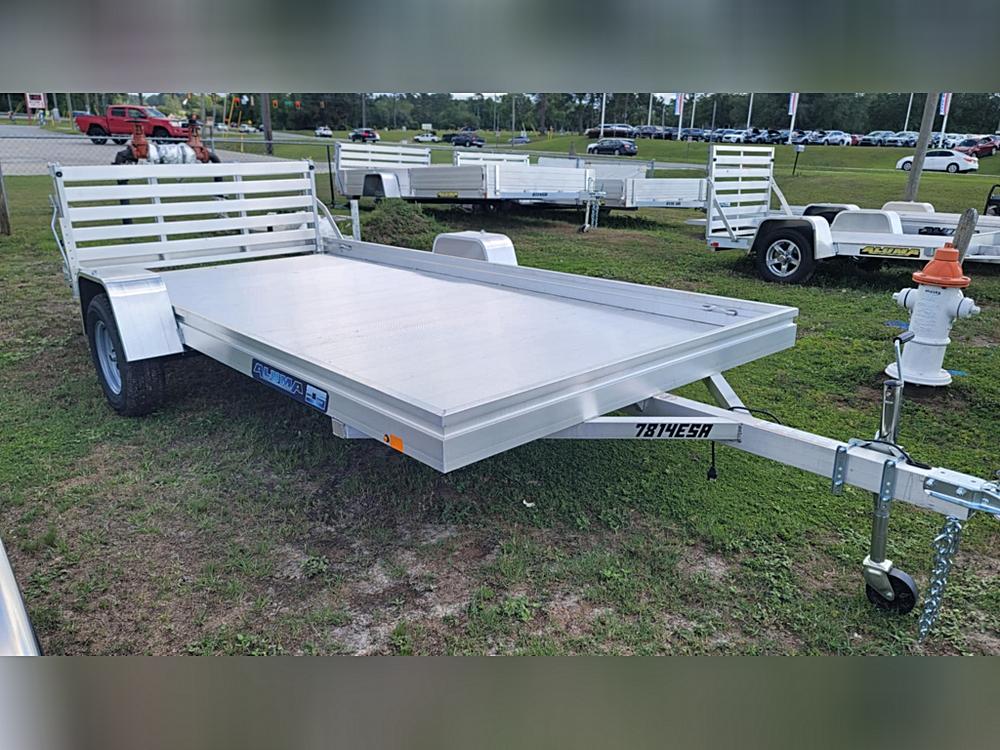 🚛 3 Ways to Haul Smarter: The Aluma 7814ESA, 8115-S-R, and 548S-TG Trailer Showdown!
