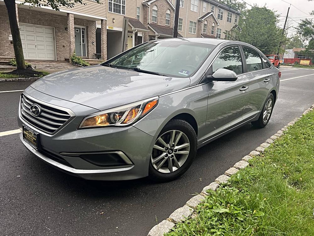 Smooth Sailing with the 2017 Hyundai Sonata SE