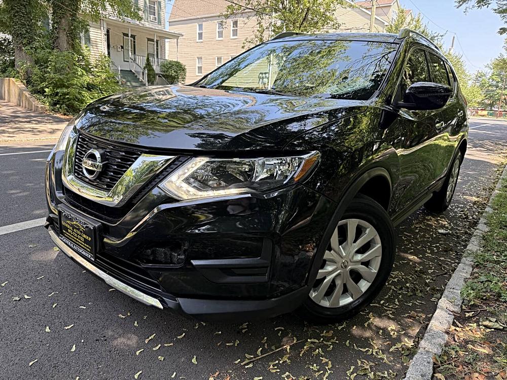 🚗 Featured Vehicle: 2017 Nissan Rogue S AWD 4dr Crossover 🌟