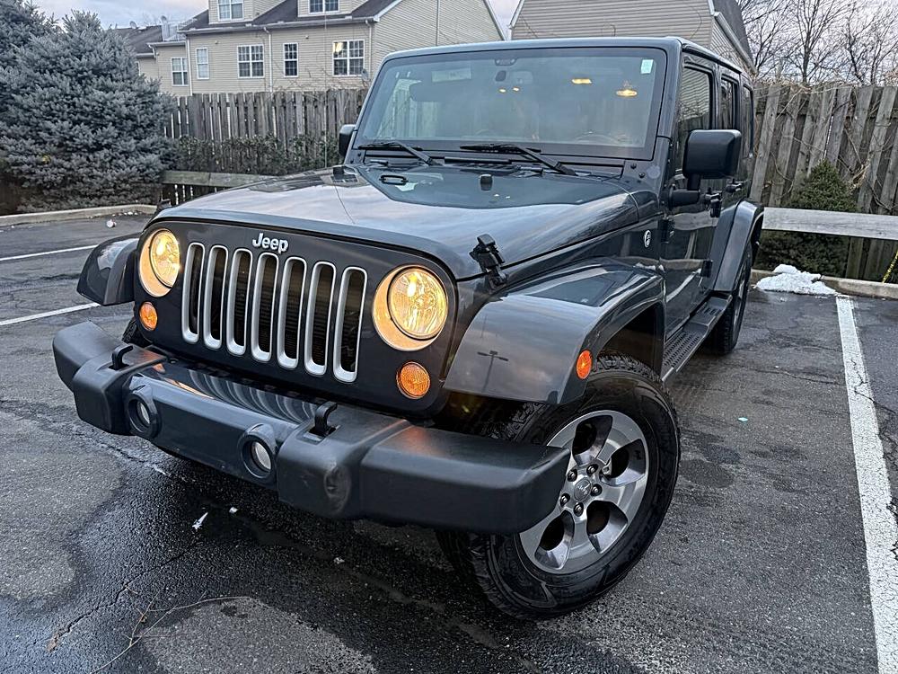A Day With the 2016 Jeep Wrangler Unlimited Sahara 4×4 4dr SUV